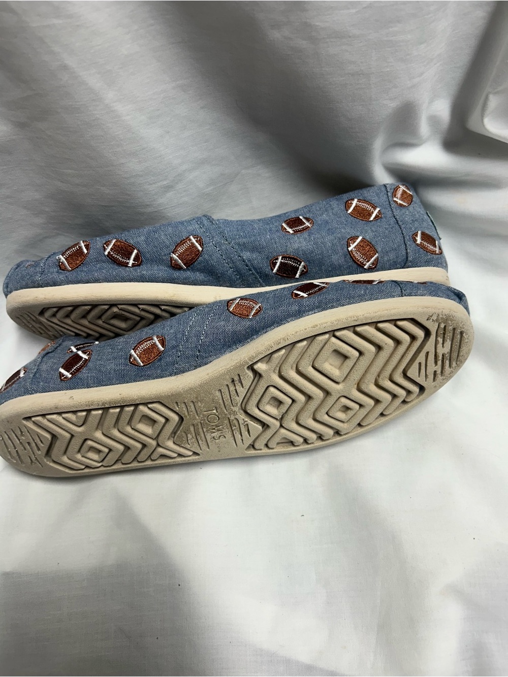 TOMS Women’s Blue Chambray Embroidered Footballs Ortholite Flats Shoes Size 9.5 - Picture 5 of 9